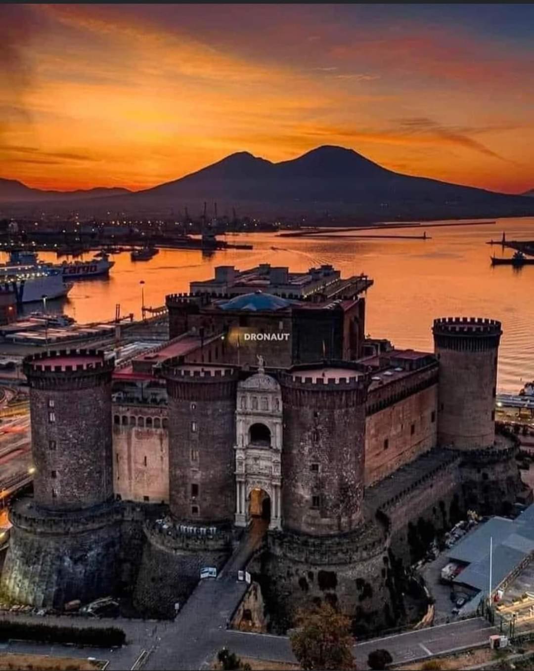 Napoli&Love Apartment Bovio Centro Storico Exteriör bild